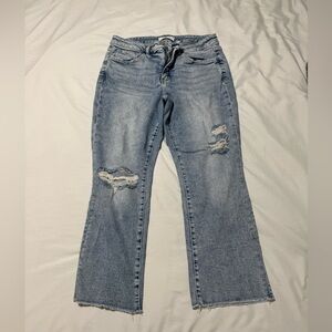 Lovervet Distressed Light Blue Women's Cropped Jeans with Tummy Control